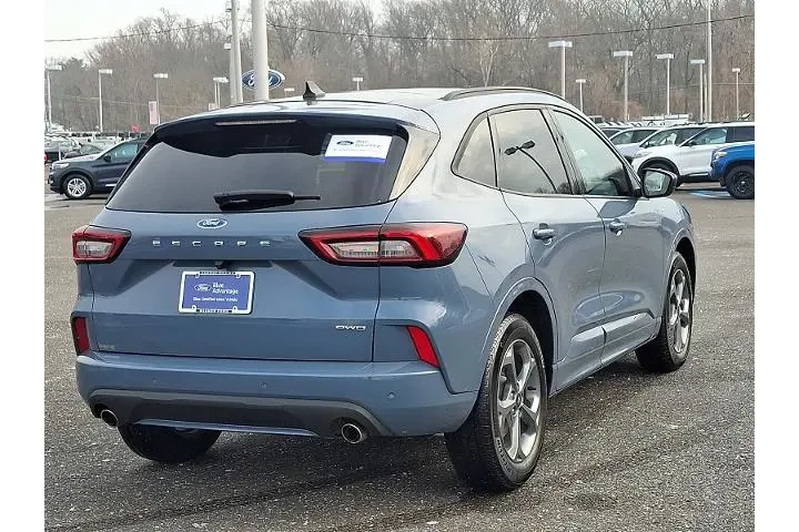 $23995 : Ford Escape 2023 AWD ST-Line image 6