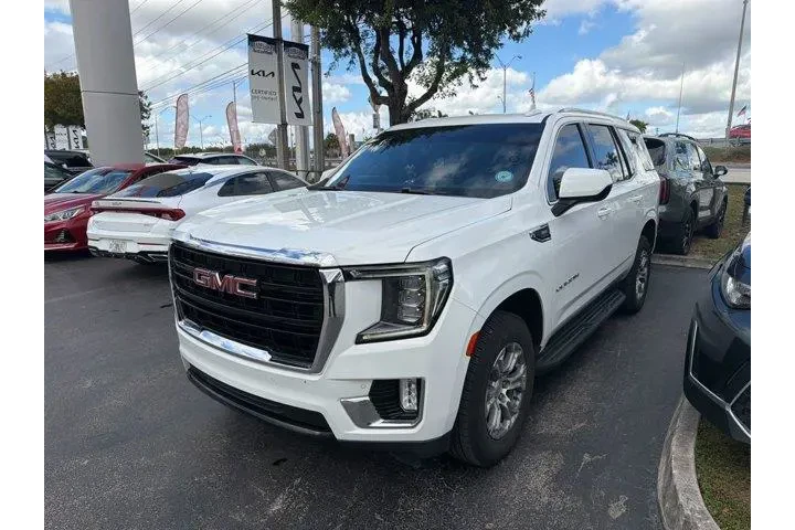 $38153 : GMC Yukon 2021 4x2 SLE 4dr S image 3