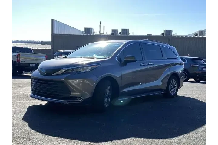$24990 : Toyota Sienna 2021 XLE 7-Pas image 8
