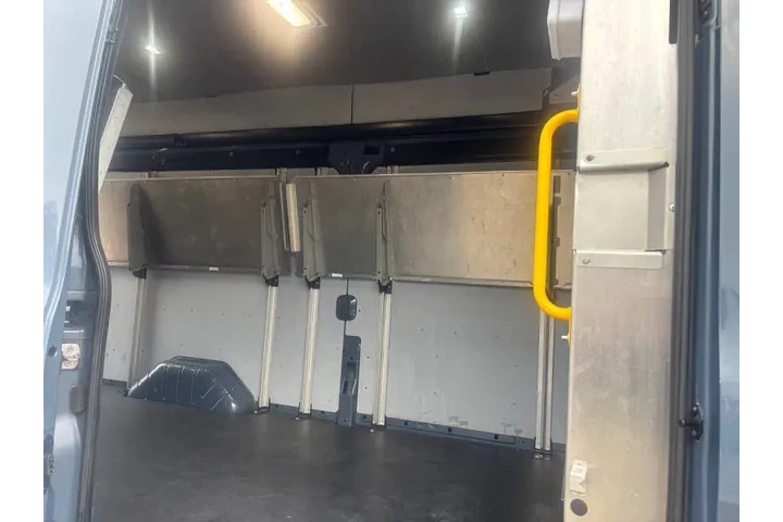 $25999 : 2021 Transit 250 image 10