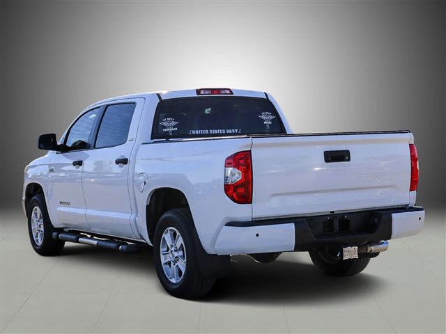 $31990 : Pre-Owned  Toyota Tundra SR5 C image 6