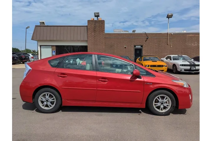 $7995 : 2010 Prius IV image 10