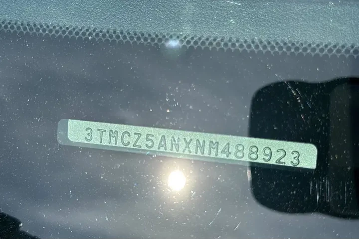 $37850 : Toyota Tacoma 2022 4x4 TRD P image 9