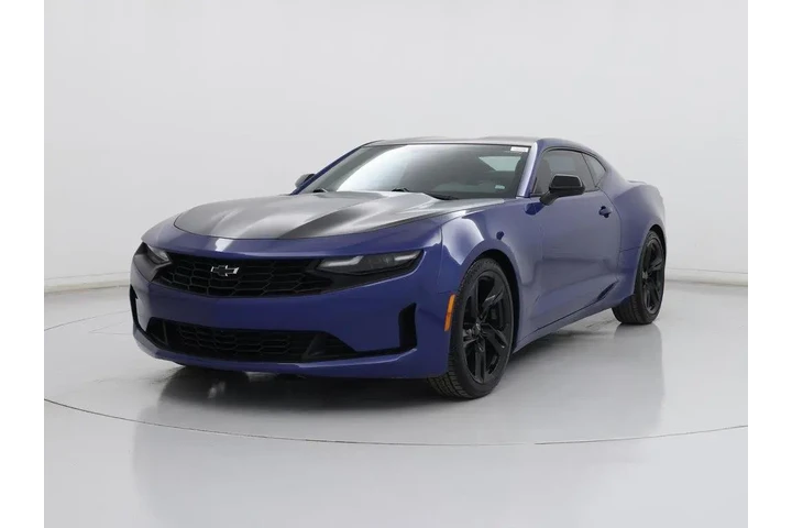 $29998 : Chevrolet Camaro 2023 LT 2dr image 4