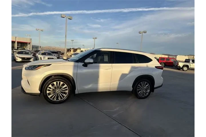 $39900 : Toyota Highlander 2022 AWD P image 8