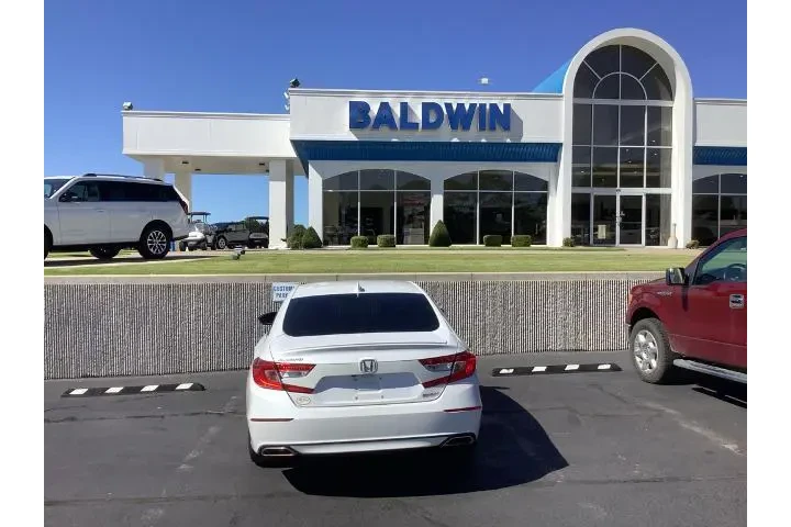 $27950 : Honda Accord 2020 Sport 4dr image 6