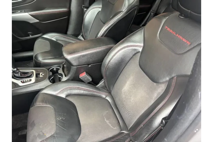 $19999 : 2018 Cherokee Trailhawk image 8