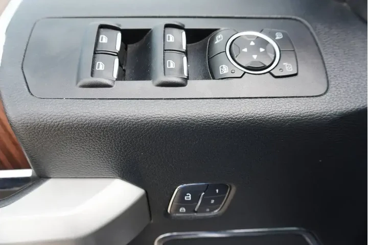 $20688 : Ford F-150 2015 4x2 Lariat 4 image 9