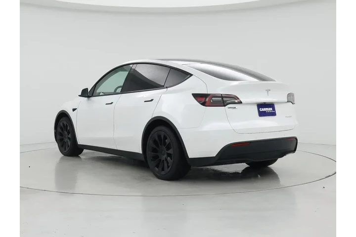 $28998 : Tesla Model Y 2021 AWD Long image 2
