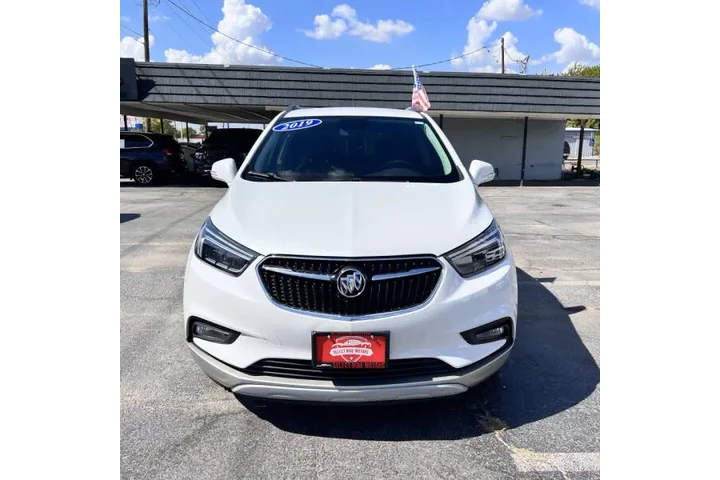 $18999 : 2019 Encore Essence image 4