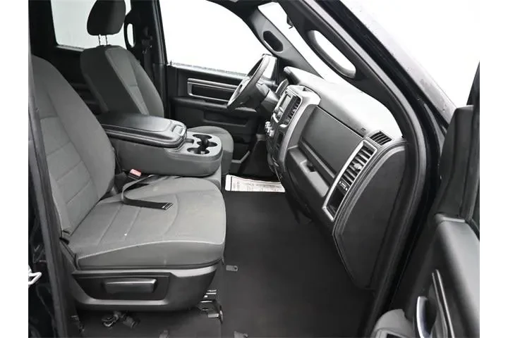 $27310 : Ram 1500 Classic 2021 4x4 SL image 7