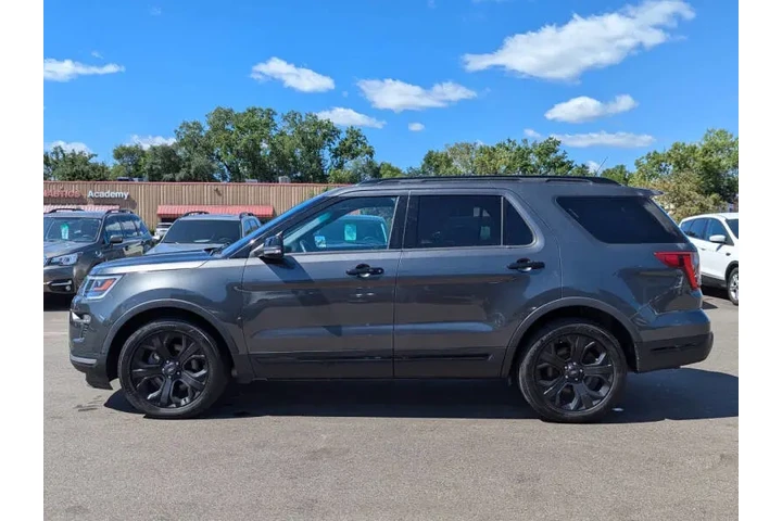 $18572 : 2019 Explorer Sport image 9