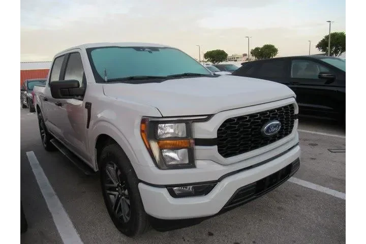 $34990 : Ford F-150 2023 4x2 XL 4dr S image 1