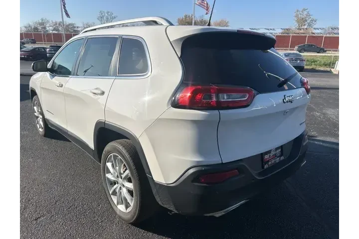 $8990 : Jeep Cherokee 2017 Limited 4 image 5