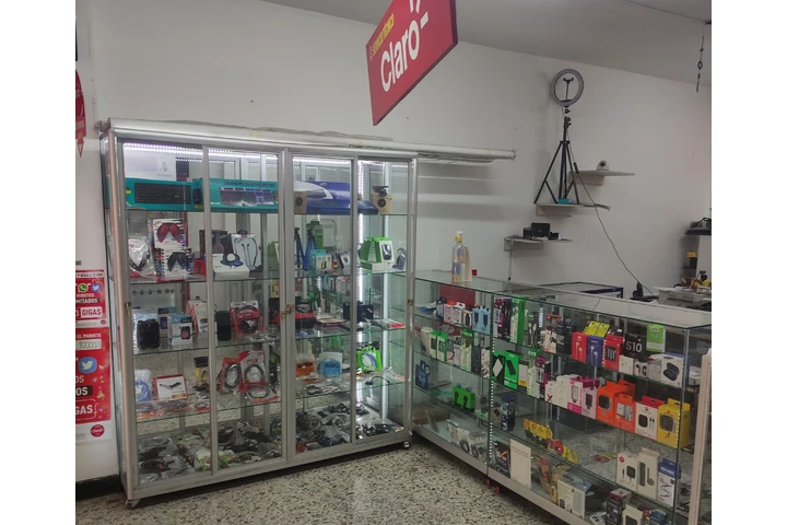 $35000000 : VENTA DE ALMACEN DE TECNOLOGIA image 10