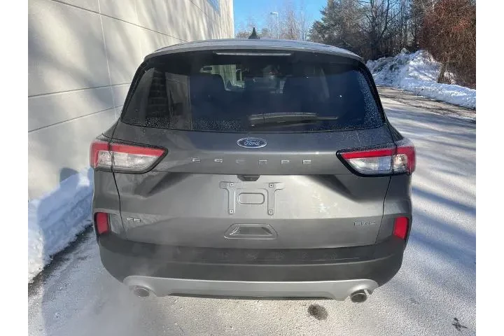 $20832 : Ford Escape 2022 AWD SE 4dr image 8