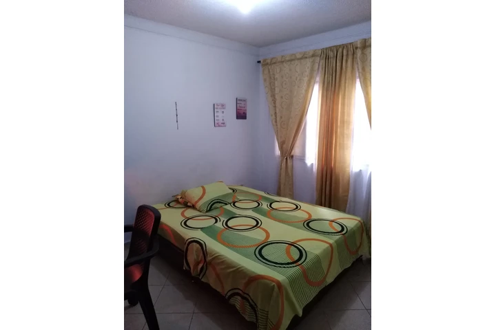 $240000000 : Venta casa barrio Las Granjas image 2