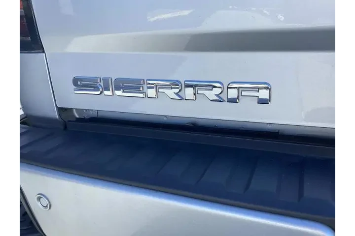 $34596 : GMC Sierra 1500 2018 4x4 Den image 6