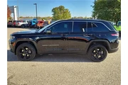 $30950 : Jeep Grand Cherokee 2023 4x4 thumbnail