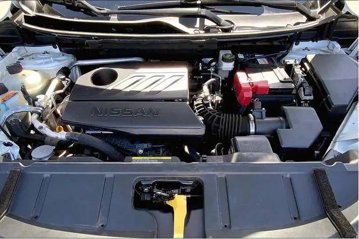 $25509 : Nissan Rogue 2023 AWD Platin image 10