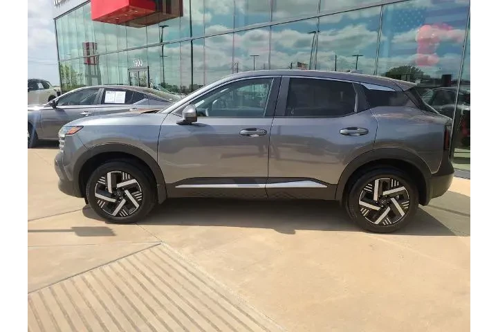 $23500 : Nissan Kicks 2025 SV 4dr Cro image 4