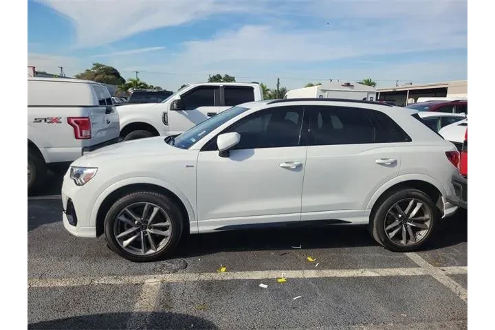 $24991 : Audi Q3 2022 AWD quattro S l image 5