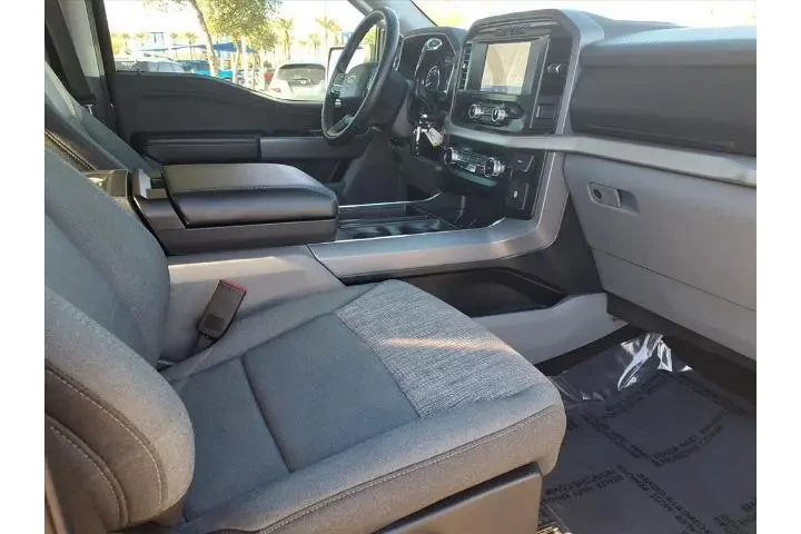 $39957 : Ford F-150 2023 4x4 XLT 4dr image 10