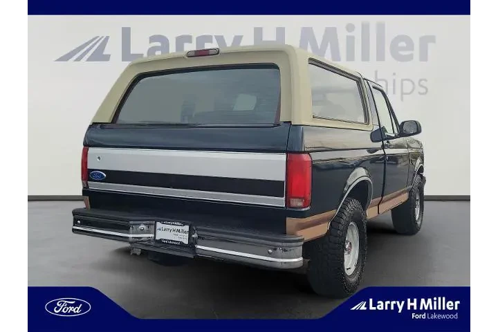 $18000 : Ford Bronco 1994 2dr XLT 4WD image 5