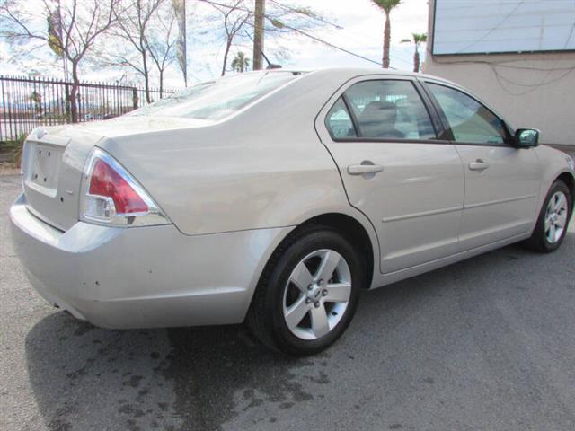 $7995 : 2009 Fusion SE image 4