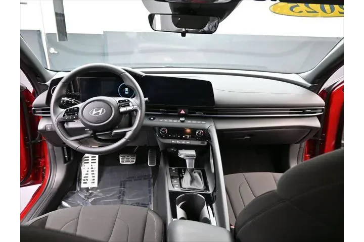 $22885 : Hyundai ELANTRA Hybrid 2025 image 10