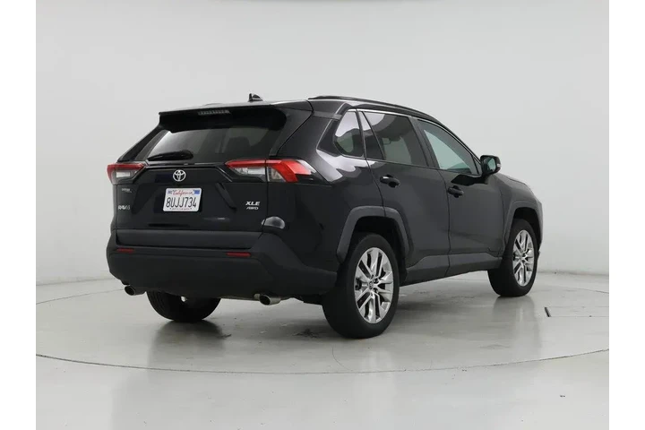 $27998 : Toyota RAV4 2020 AWD XLE Pre image 8