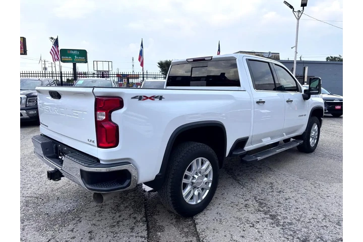 2020 Silverado 2500 LTZ image 6