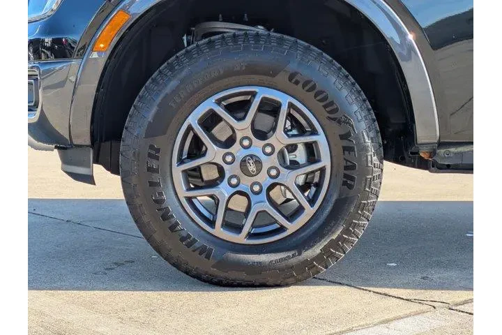 $33300 : Ford Ranger 2024 4x2 XLT 4dr image 9