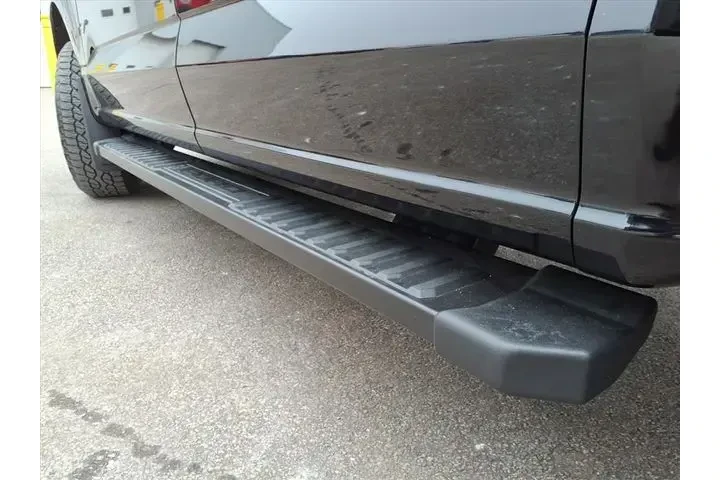 $39423 : Ford F-150 2023 4x4 XLT 4dr image 8