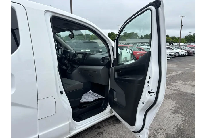 $8980 : 2020 NV200 Compact Cargo I4 SV image 8