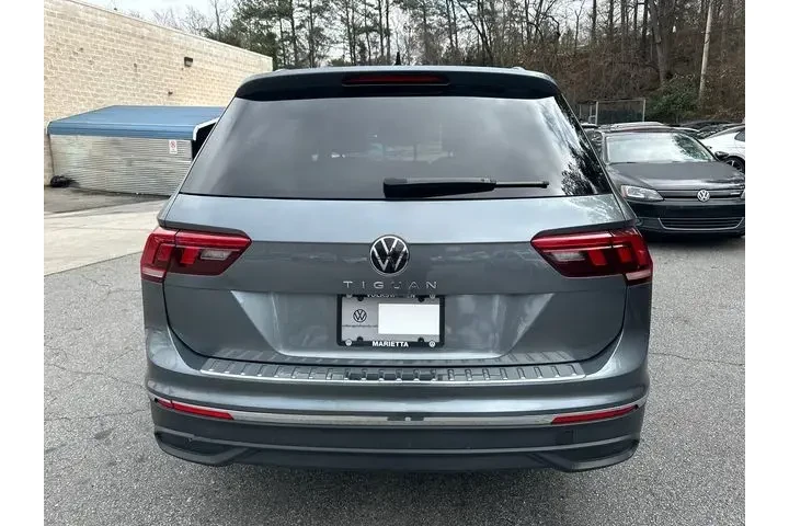 $21978 : Volkswagen Tiguan 2024 Wolfs image 6