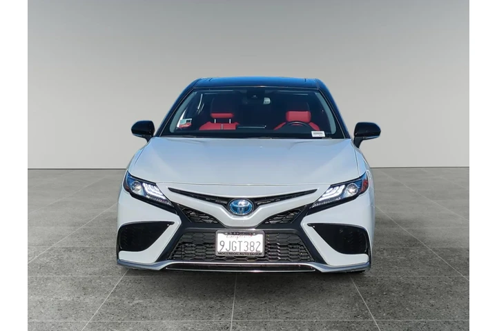 $32206 : Toyota Camry Hybrid 2024 XSE image 8
