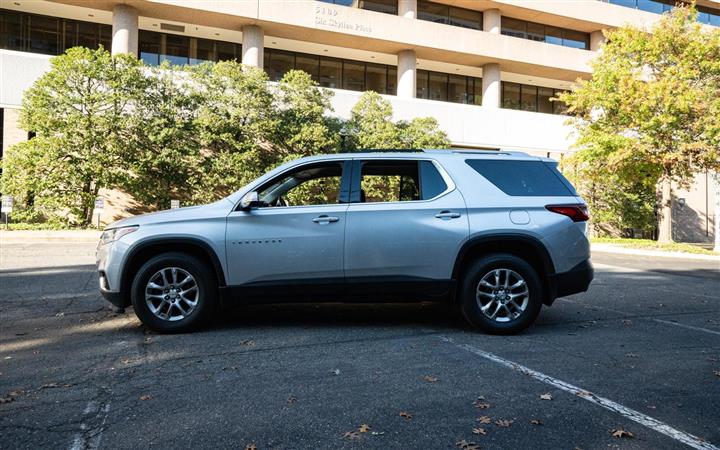 $18000 : 2018 CHEVROLET TRAVERSE image 7