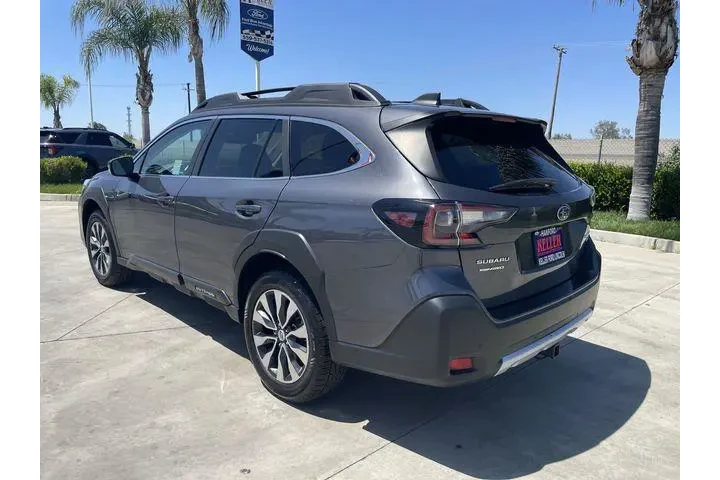 $30225 : Subaru Outback 2023 AWD Limi image 6