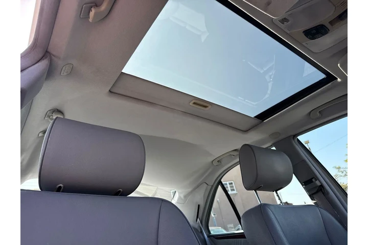 $4995 : Mercedes-Benz E-Class 2000 E image 9