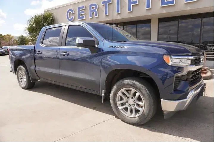 $36888 : Chevrolet Silverado 1500 202 image 1