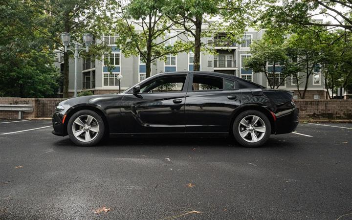 $16000 : 2016 DODGE CHARGER image 7