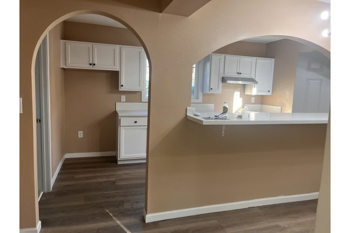 $1900 : New apartment image 10