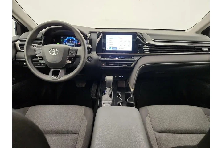 $27998 : Toyota Camry 2025 LE 4dr Sed image 9