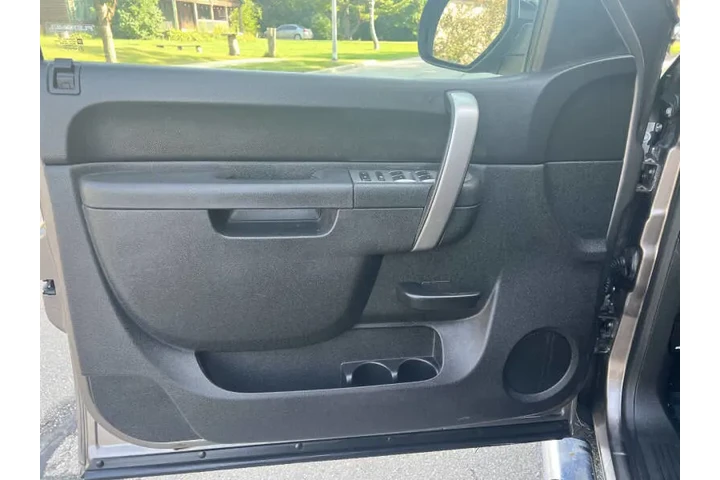 $1 : 2013 Silverado 1500 LT image 10