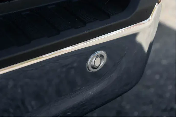 $37863 : Ford F-150 2023 4x4 XLT 4dr image 10