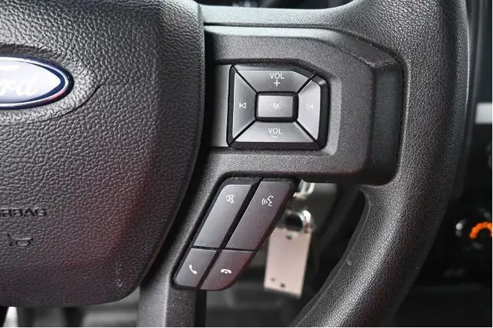 $31998 : Ford F-150 2019 4x4 XL 4dr S image 7