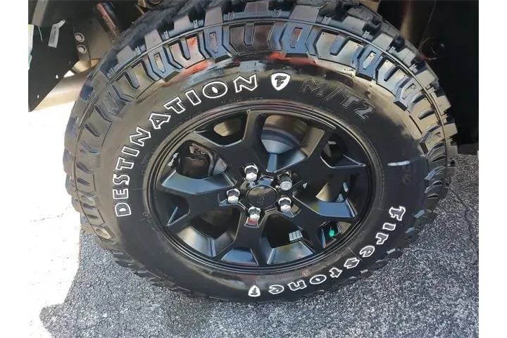 $29590 : Jeep Wrangler 2023 4x4 Willy image 6