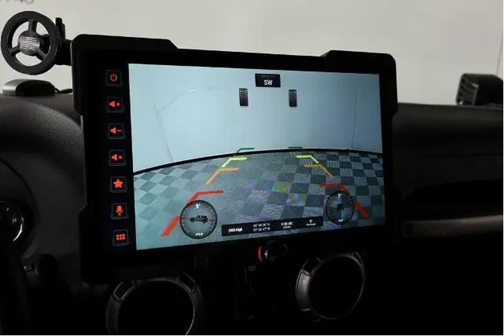 $30135 : Jeep Wrangler Unlimited 2017 image 6