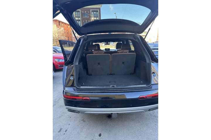 $18999 : 2018 Q7 image 5